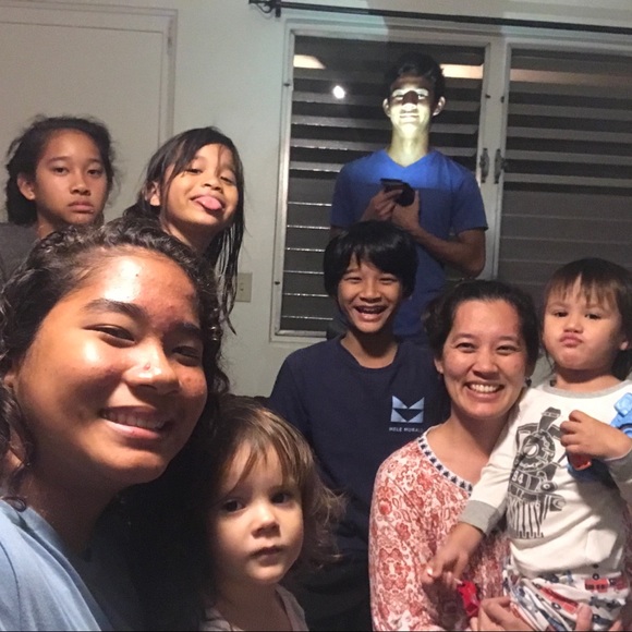 Meet your Posher, Ruth - Picture 2 of 2